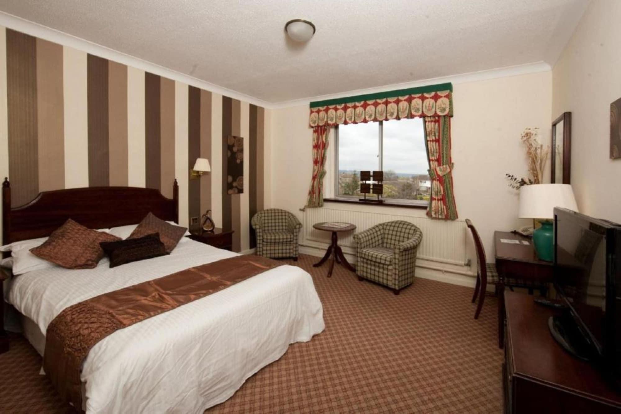 Hamlet Hotels Maidstone Room photo